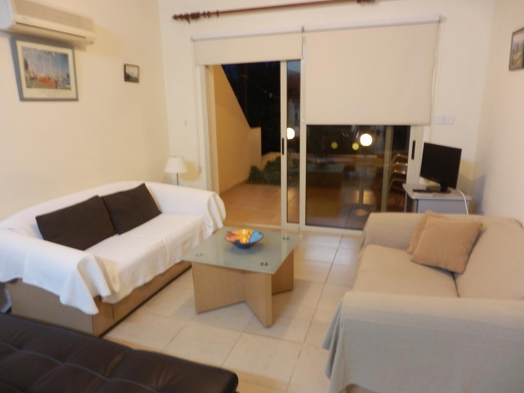 Byreva Apartments Paphos Bilik gambar