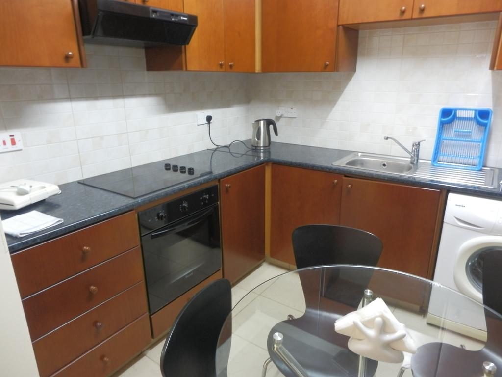 Byreva Apartments Paphos Bilik gambar