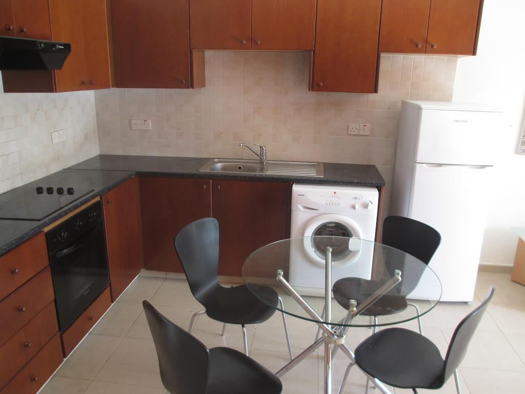 Byreva Apartments Paphos Luaran gambar