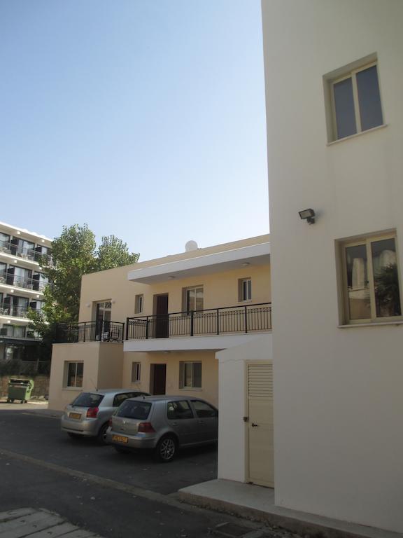 Byreva Apartments Paphos Luaran gambar